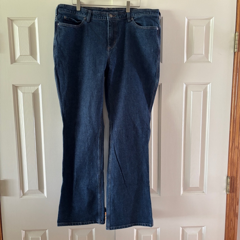Duluth Trading Co Blue Denim Jeans